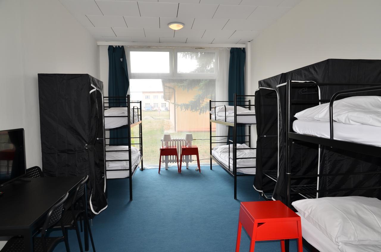 City Hostel Brno Modřice Eksteriør billede